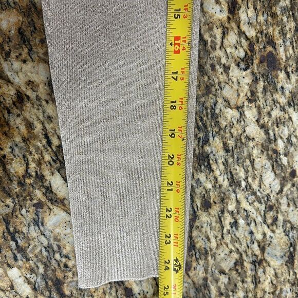 Chico’s Oatmeal Color Metallic Shimmer Turtleneck Pullover Sweater Size XL - Picture 9 of 11